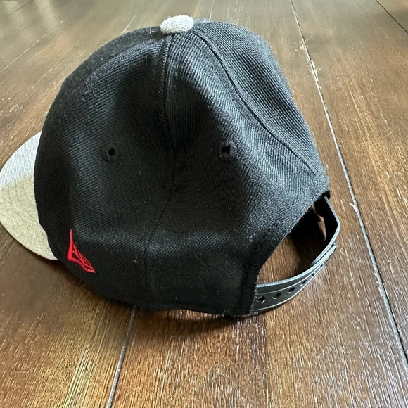 NWOT 9fifty Chicago Bulls youth hat - Picture 2 of 11